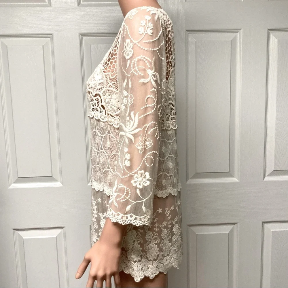 NWOT Zara open sheer lace 3/4 sleeve hip  length top. Off White. Size L.